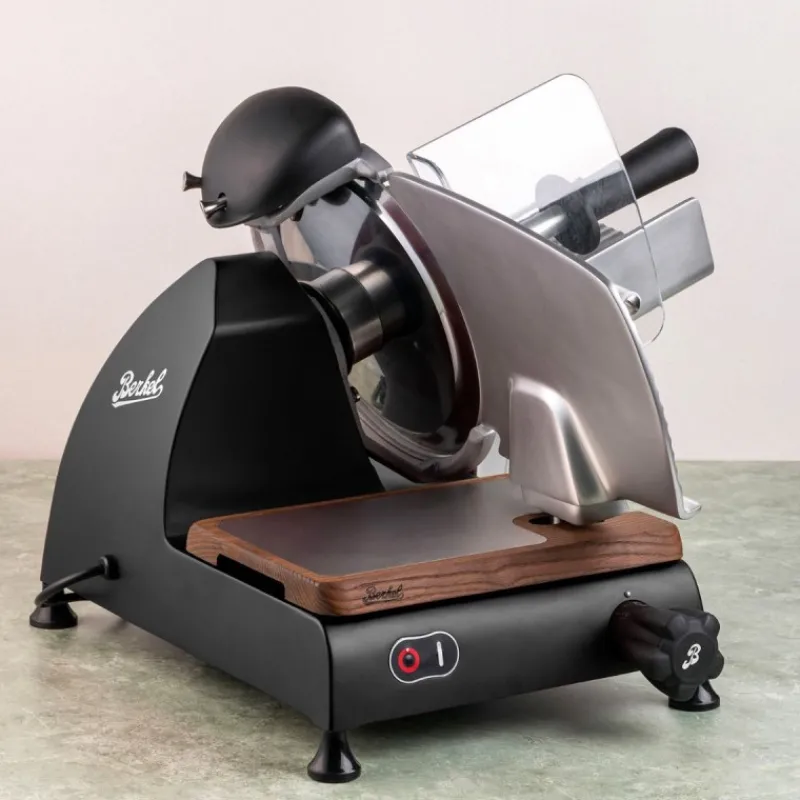 Affettatrice Red Line 250 colore Matt Nero-Berkel New