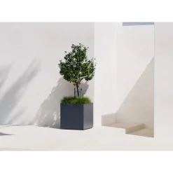 Fioriera Cubo PLANTER CUBE 60 in Metallo colore Antracite 60x60x60 cm-Herstera Best
