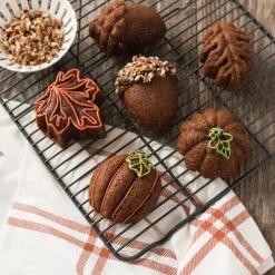 Stampo Autumn Treats-Nordic Ware
